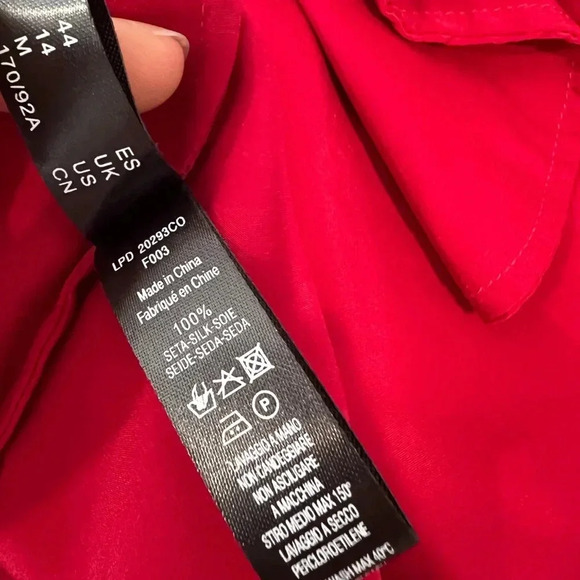 LA PERLA NWT Red Tango Short Silk Robe Tie Waist Pocket - Picture 15 of 16